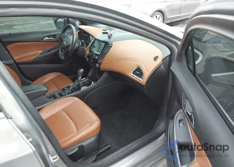 2018 Chevrolet Cruze Premier Auto z USA, uszkodzony, nr VIN 3G1BF6SM9JS601081